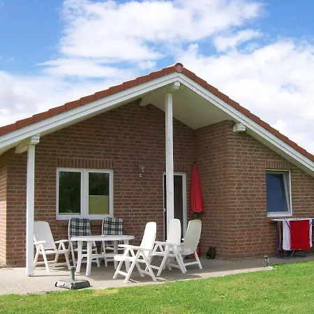 Semesterbostad Trio *